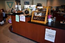 Open 24 hours, you can have a beer then after hours have a great meal and a coffee. Clu Alumni S Coffee Shop Open Til Midnight The Echo