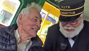 Gerry Chamberlain's Instagram, Twitter & Facebook