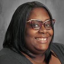 Liza Rosario's Instagram, Twitter & Facebook