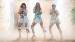 Resultado de imagen de mamma mia here we go again