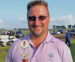 Kobus Schoeman takes maiden Duckhook Title at Heron Banks!