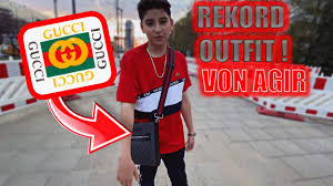 Agir (student organization), galician independence group. 15 Jahriger Rapper Provoziert Mit 26 000 Euro Outfit Raptastisch