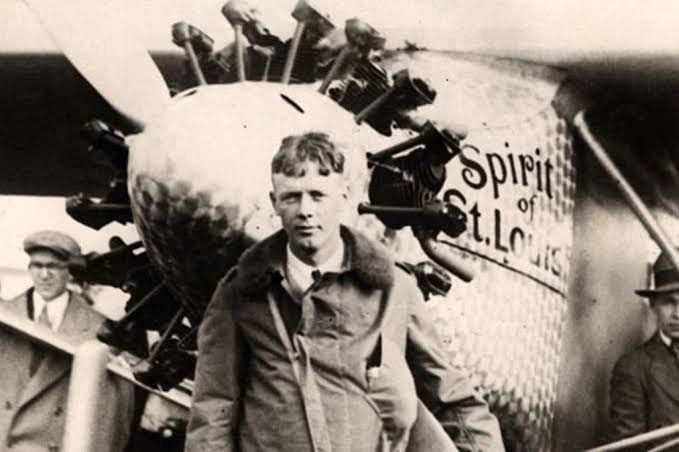 Charles Lindbergh penerbangan melintasi Atlantik