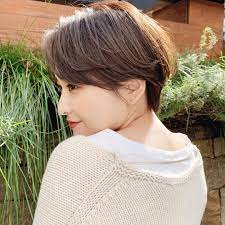 ショート ボブ 再現できるカット タカハシコウヘイ on instagram 柔らかな質感で リラックスした雰囲気 こーへーショート short hair styles hair fashion