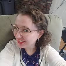 Amanda-Lynne Prior (@Prior2This)