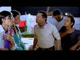 This is a hilarious story of man laksa, a young man, who sells the famous rice noodle to make a living. Man Laksa V1 Saedon Dengki 2006 Youtube