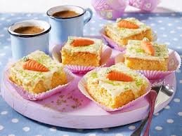 Unser Beliebtes Rezept Fur Mohren Mandel Blechkuchen Mit Zitronenguss Und Mehr Als 55 000 Weitere Kostenlose Rezepte Auf Blechkuchen Zitronenguss Rezept Lecker