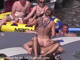Girls flashing around party cove. Hot Party Cove Random Dudes Swallowing Out Random Girls Free Xxx Porn Videos Oyoh