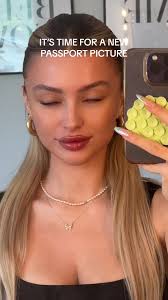 Passport Picture Trend