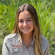 Lindsey Burroughs's Instagram, Twitter & Facebook