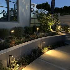 Outdoor solar lights are both cost and energy efficient. Cdpa61 5w Led Bollard Path Light Low Voltage Outdoor Landscape Lightin Kings Outdoor Lighting