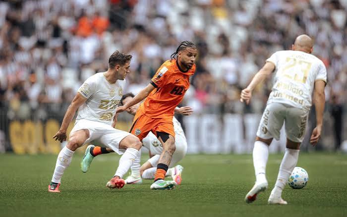 Atl&eacute;tico pressiona mas fica apenas no empate com a Chapecoense na Arena MRV