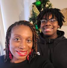 💛🖤🎉 Congratulations to Felix Williams….OGHS 2022 Teacher of the Year!!  💛🖤🎉 Thank you for all you do to make a difference in our lives and the  lives of our students!!🥰🤗 We love