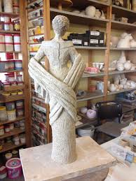 Pin Von Trudy Keeman Auf Eigen Werk Frau Figur Skulpturen