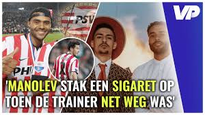Latest on ajax amsterdam goalkeeper maarten stekelenburg including news, stats, videos, highlights and more on espn. Manolev Stak Sigaret Op Na Uitbrander Psv Trainer Rutten Dacht Jullie Zijn Gek Voetbalprimeur Nl
