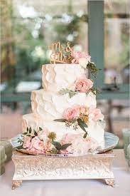 Whether you're imagining one cake for cutting or an individual mini cake. Tips For Looking Your Best On Your Wedding Day Luxebc Botercreme Bruidstaart Bruidstaart Roze Bruidstaart