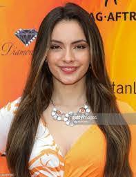 Clarissa Wiley's Instagram, Twitter & Facebook