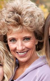 Elena Jakobson :: Anything For A Friend