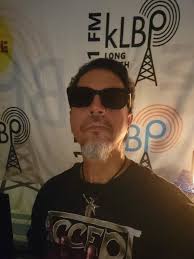 Hello all! The world of music discovery awaits you as this week my show  Kickin' It Worldwide, now airing coast-to-coast (KLBP-FM in Long Beach, CA  to WOMR-FM in Provincetown)