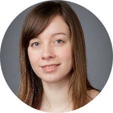 Robyn Ludlow's Instagram, Twitter & Facebook