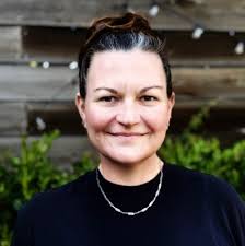 I'm delighted to share that I'm stepping into a new role overseeing  cultural programming for the UK and France as part of the EMEIA wide Today  at Apple team. This opportunity marks