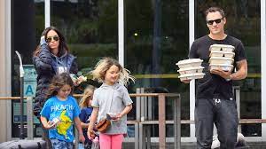 Check spelling or type a new query. Nun Doch Megan Fox Und Brian Austin Green Sind Getrennt Promiflash De