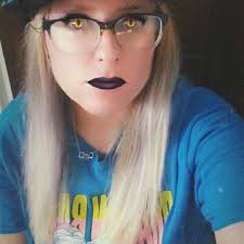 Stream Desiree Camacho music