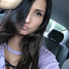 Kat Moreno (@thekatmoreno)