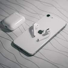 However, there is one voice that predicts an april 2021 launch for the iphone se: Apple Will Not Unveil A New Iphone Se In 1h 2021 Notebookcheck Net News