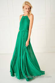 2018 Abiye Elbiseler Yesil Uzun Halter Yaka Pileli Kumas Detayli Elbiseler Moda Stilleri The Dress