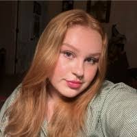 Jennifer Wrightson's Instagram, Twitter & Facebook