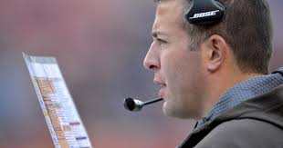 Ask Farmer: How many play in an NFL playbook, and how many do teams run in  a game?