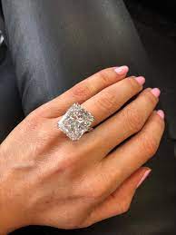 20 Carat Engagement Ring Miss Diamond Ring Dream Engagement Rings Diamond Engagement Rings Graff Engagement Ring