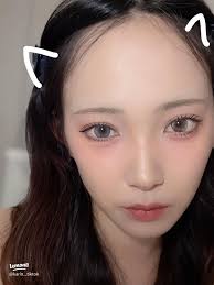 人気のオッドアイ向けカラコンおすすめと選び方のコツ