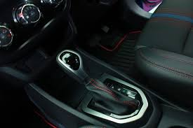 Tukarkan gear dari n ke d dan kereta anda akan autometik bergerak ke depan (nama pun dah kereta auto kan) e. Turun Bukit Guna Gear Berapa Ini Panduan Automatik Cvt Dct Dan Manual Motoqar
