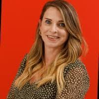 Joyce Kearns's Instagram, Twitter & Facebook