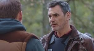 On ne savait pas trop ce qu'andrès pensait de luna et maintenant on en sait un peu plus sur ses sentiments envers luna qui sont manifestement partagés. Plus Belle La Vie Ce Soir Des Morts Chez Andres Resume Video De L Episode 4023 Pblv Du 25 Mars 2020 Stars Actu