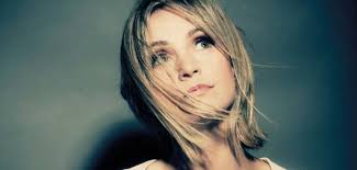 THE WHAT'S ON FLAVEL