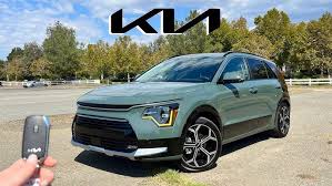 Top 4 Reasons Why You Should NOT Buy The 2023 Kia Niro ...