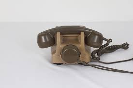 Téléphone vintage à touches Emmaüs Etikette