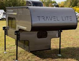 Buying a truck bed camper is not a small investment. Neuer Importeur Bietet Amerikanische Pickup Wohnkabinen Explorer Magazin