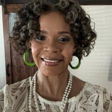 Cyndi Harding's Instagram, Twitter & Facebook