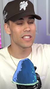 I like that Boulder. That is a nice Boulder 🪨#tkrandell #akinator #shrek