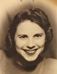 Barbara Travers's Instagram, Twitter & Facebook