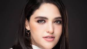 Cal Butler: De antagonista en ViX a Hollywood junto a Sophie Turner