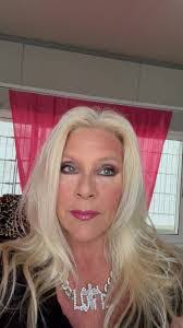 Robert Gustke's Instagram, Twitter & Facebook