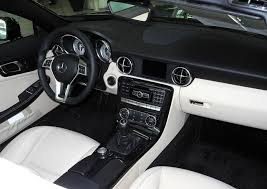 Learn more about pricing, flexible interior configurations, cool features, and more. Gli Interni Di Una Slk 200 Mercedes Benz Slk 200 Blueefficiency R 172 Innenansicht Mercedes Benz Slk 200 Mercedes Benz Slk Mercedes