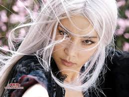 Cast ลู่หยาน ( แจ็คกี้ ชาน ), ซุนหงอคง ( เจ็ท ลี ), เจสัน ทรีพิทา. Li Bingbing Speaks Plus New Photo Shoot With The Cast Updated White Haired Witch Li Bingbing White Hair