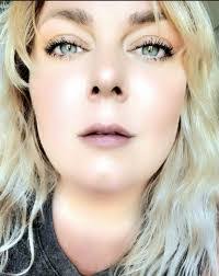 Candy Ashley's Instagram, Twitter & Facebook