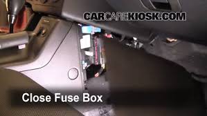 The fuse is located under the hood and is on the left side of the car. Pontiac G6 Fuse Box Location Wiring Diagram Gear Alternator A Gear Alternator A Lasuiteclub It
